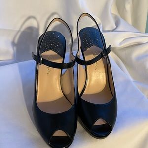 Cole Haan Pumps Gently Used